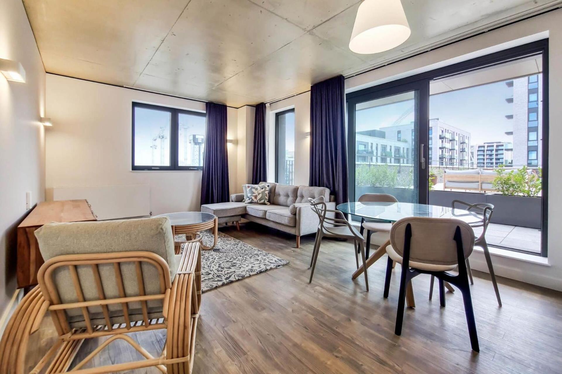 Botanical-Inspired Apartments At Repton Gardens Right In The Heart Of Wembley Park London Exterior photo