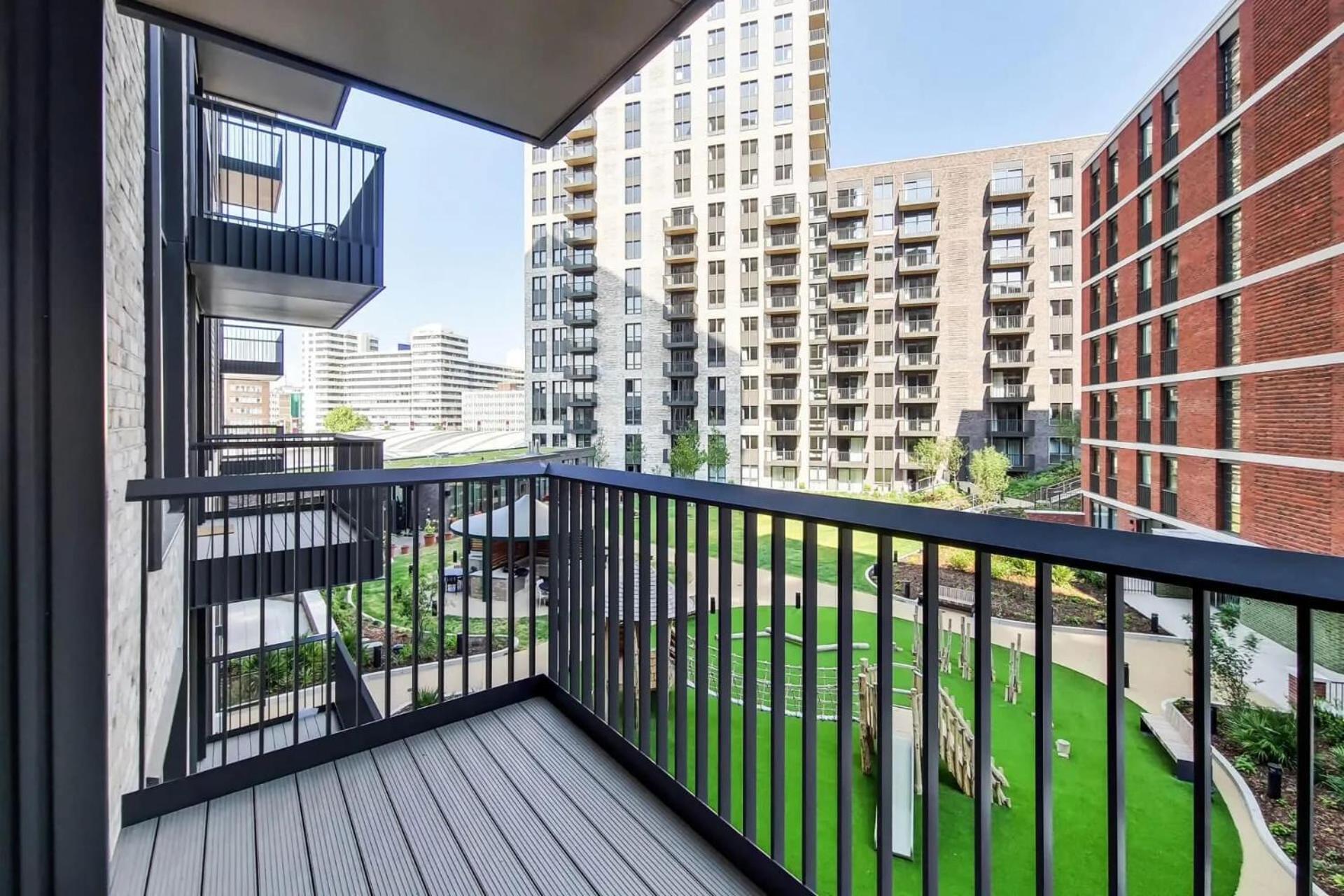 Botanical-Inspired Apartments At Repton Gardens Right In The Heart Of Wembley Park London Exterior photo